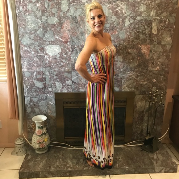 Hot summer dress 💜price drop 💜 - Picture 8 of 8